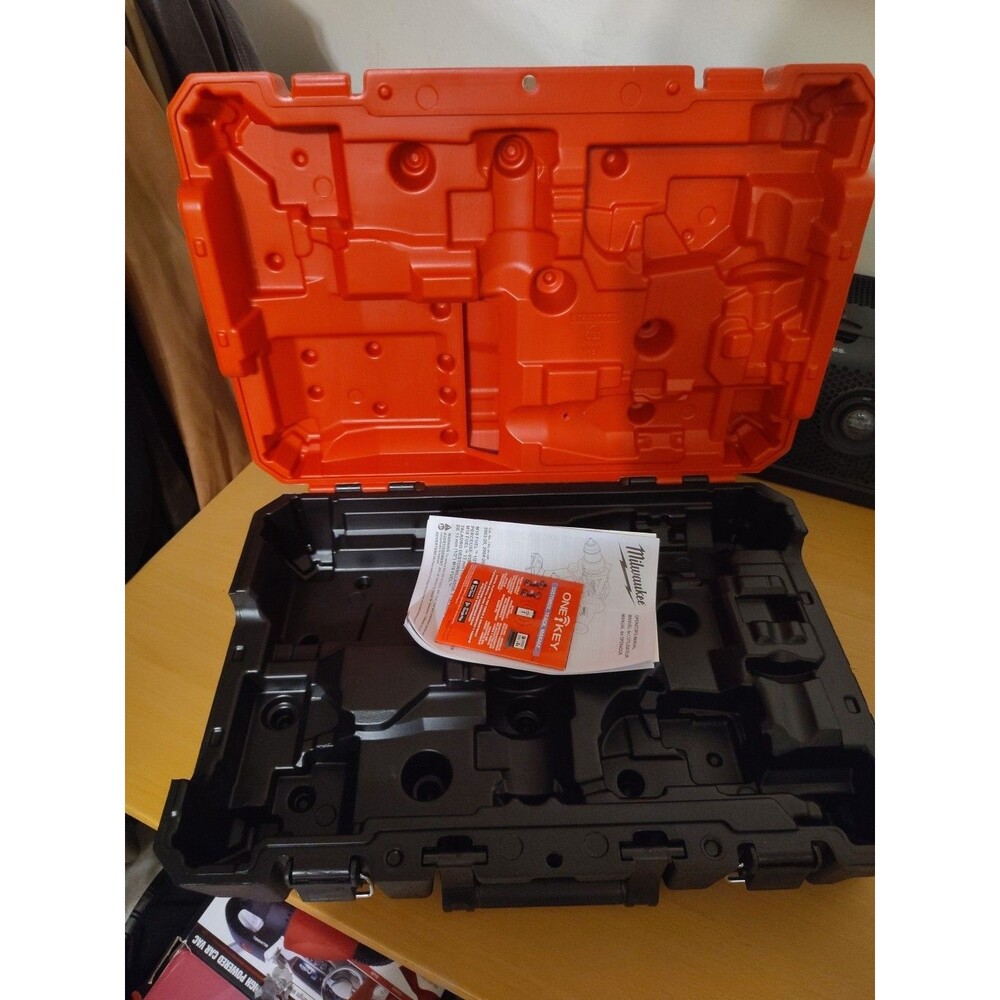 Milwaukee BOX FOR M18 FUEL 18V 2-Tool Red Combo Kit (3697-22) CASE ONLY - Picture 3 of 3